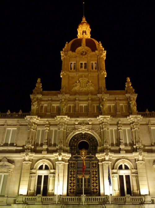 El Palacio Municipal de Maria Pita es la sede del ayuntamiento coruñes